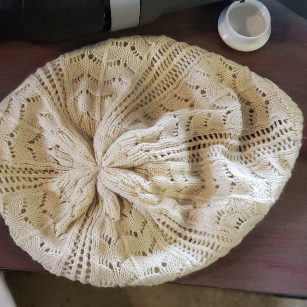 Beret hat